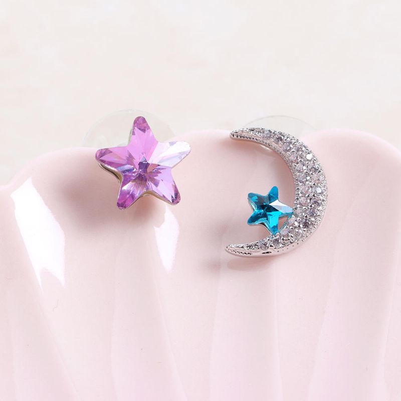 Unike Asymmetriske Ørepynt Øreringer Luksus Micro Paved Zirconia Crystal Star Moon Piercing Øredobber